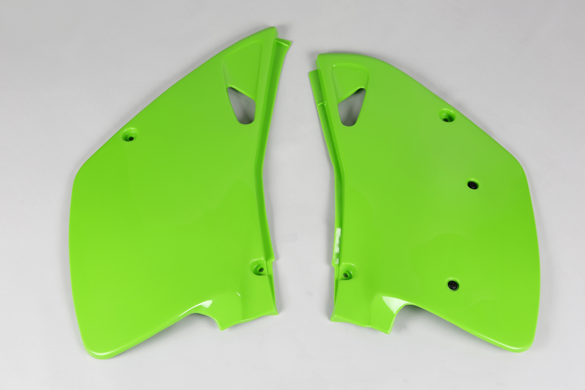 Side Panels green for Kawasaki KX 125 (1992-93) - KX 250 (1992-93) - REPLICA PLASTICS - KA02745-026 - Ufo Plast