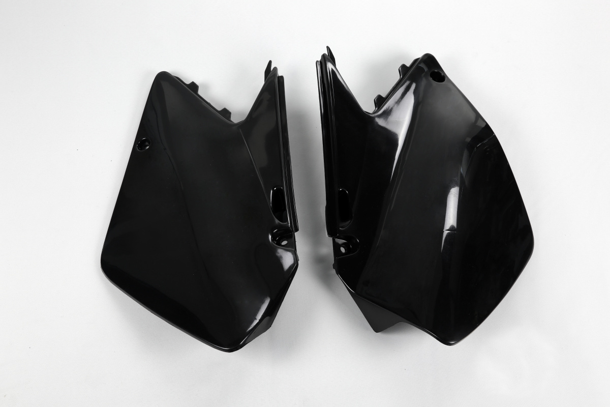 Side panels / No USA - black - Suzuki - REPLICA PLASTICS - SU04900-001 - UFO Plast